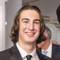 500+ profiler som matchar ”Drew Arnold”