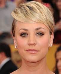 Kaley christine cuoco is an american actress. 26 Kaley Cuoco Hairstyles Hair Cuts And Colors