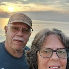 Everyone join me in wishing my sweet friend Abby Kousouris a happy  birthday! She is the definition of a ray of sunshine and I'm so grateful  our paths crossed years ago in