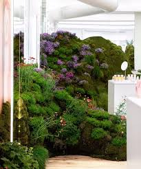 Delicate Pop Up Interiors Goop Pop Up Glossier Pop Up Plant Installation Pop Up