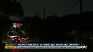Granizo e chuva intensa causam estragos no Paraná