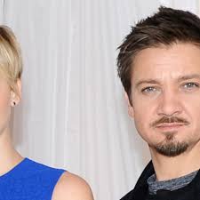 Ist Jennifer Lawrence mit Jeremy Renner verwandt?