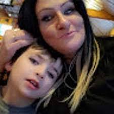 Chandra Mccarty's Instagram, Twitter & Facebook