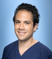 Kerri Costa's Instagram, Twitter & Facebook