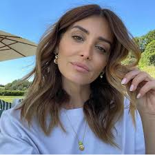 Alessandra Pierelli (Fan's Page) updated her profile picture.