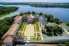 Patriarhia Română și-a construit hotel lângă București, deși cere bani pentru Catedrala Mântuirii Neamului (FOTO, VIDEO) - B1TV.ro