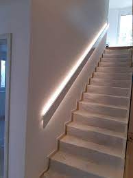 handlauf mit led beleuchtung handlauf holzdesign led beleuchtung