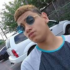 Stream Adrian Machuca music