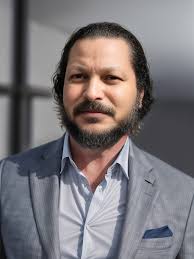 Benjamin Lake (@bennyandtheguestz) • Instagram photos and videos