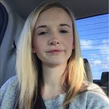 Victoria Watters's Instagram, Twitter & Facebook