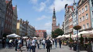 Przystanek woodstock adalah festival terbuka terbesar di eropa, event tahunan festival musik rock gratis di polandia, yang namanya dan inspirasinya diambil dari festival woodstock. Gdansk 4 Destinasi Menarik Di Kota Tempat Egy Maulana Bermain Pernah Jadi Kota Terkaya Polandia Tribun Travel