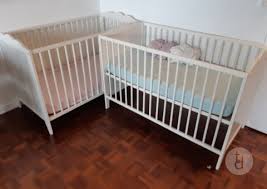 Donne Deux Lits Bebe Ikea Hensvik A Fontenay Aux Roses Hauts De Seine Ile De France Equipements Pour Bebe Enfants Puericulture Eq921580566422 Tout En 2020 Lit Bebe Ikea Lit Bebe Ikea