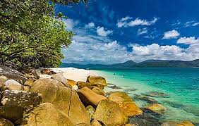 You'll find brilliant cafés, bustling markets and plenty of beaches nearby. Kreuzfahrten Nach Cairns Australien Royal Caribbean Cruises