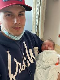 🇨🇦*BREAKING NEWS*🇨🇦 ✓ COMING TO A ROOF NEAR YOU ✓ I would like to  introduce the new boss of Trask Roofing