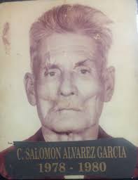 Grupo musical de Mendez y Burgos . Apoyemos vean su video