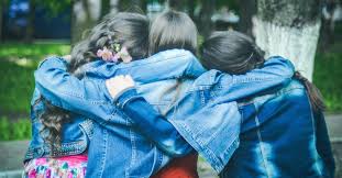 La fiecare pas descoperi o minune; Cele Mai Deosebite Mesaje De La Multi Ani Pentru Sora Ta