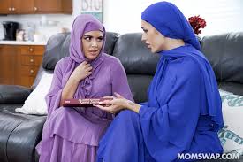 Vivianne DeSilva & The Official Egypt Swapping Cocks at Swappz – Wife Fuck  Pics