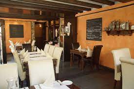 Villa tre ville is the 5 star luxury hotel villa complex on the amalfi coast, private beach and jacuzzi experience the 5 star hotel villa complex on the amalfi coast. Restaurant Alta Villa In Eltville