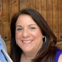 Michelle Paoli's Instagram, Twitter & Facebook