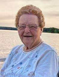 Bev Savage's Instagram, Twitter & Facebook