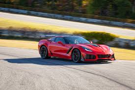 It is available in 10 colors, 1 variants, 1 engine, and 1 transmissions option: 10 Things You Need To Know About The 2019 Chevrolet Corvette Zr1