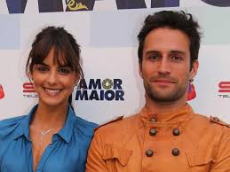 Pela primeira vez, a atriz vai ter um papel muito sensual e vai dar a conhecer toda a ousadia em televisão. Apresentacao Da Novela Amor Maior