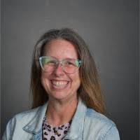 Lynne Garcia's Instagram, Twitter & Facebook