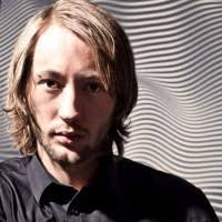 100+ "Jan-robin" profiles