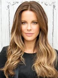It all started with kate dropping a comparison photo of herself and actor mickey rourke. Kate Beckinsale Instagram Official Account