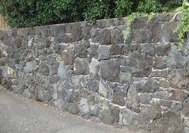 Stoneage Fence Ltd Stone Fence Stone Walls Stone Mason In Auckland New Zealand Backyard Fences Garden Fencing Fence Landscaping