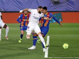 Real madrid brought to you by Benzema Faz Golaco De Letra Em Classico Real Madrid X Barcelona 10 04 2021 Uol Esporte