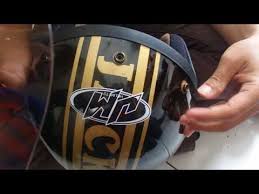 Sebutan helm bogo dinukil dari merek kaca pada helm tersebut dan hingga sekarang kita menyebutnya helm bogo. Tutorial Melepas Kaca Helm Bogo Pusat Helm Murah Surabaya