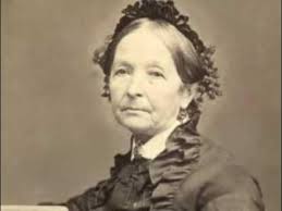 Elisa Snow's Instagram, Twitter & Facebook