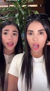 Karina Mama De Juani