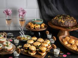 Entdecke dein lieblingsrezept und weitere tolle ideen auf kitchen stories. 10 Party Snacks Die Garantiert Jedem Partygast Imponieren
