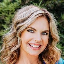 Jeanette Mcmahan's Instagram, Twitter & Facebook