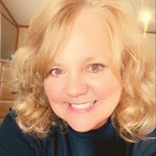 Ginger Mohr's Instagram, Twitter & Facebook