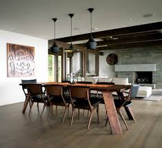 Le plateau de table est conceptionné en bois massif (9 essences de bois) et le bord de table est disponible en 4 j'apprécie beaucoup le fait que la table ne soit pas entiérement en bois. La Meilleure Table De Salle A Manger Design En 42 Photos Archzine Fr
