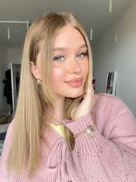 I am from Ukraine women 🇺🇦