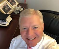 Larry Keiter's Instagram, Twitter & Facebook