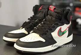 Air Jordan 1 High Black White Air Jordan Aj1 Aj1 2018 Air Jordan 1 Retro High Og Sports Illustrated 555088 015 Black White Green Red Discou Sneakers Men Fashion Air Jordans Sneakers Fashion