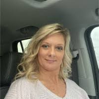 Erin Heine's Instagram, Twitter & Facebook