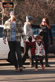 Ryan thomas gosling(本名) / opie(昵称) 更多中文名: Ryan Gosling And His Daughter Melt Our Hearts Hollywood Pipeline