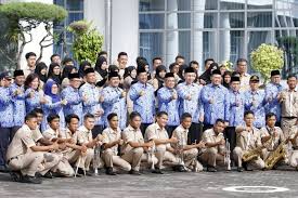 Tabel gaji pokok pns mulai golongan ii a hingga iv e. Mengintip Gaji Pns Yang Lolos Seleksi 2018 Gencil News