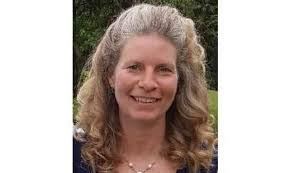 Sandy Painter's Instagram, Twitter & Facebook