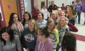 Boys bowling, poms compete at State