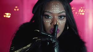 🌊 ecco a voi le locandine del film dedicate a luca, alberto e giulia! Lady Leshurr Black Panther Youtube Lady Leshurr Missy Elliot Rip It Up