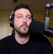 TOUGH FINISH IN THE LANE! 😤