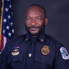 Constant Brown's Instagram, Twitter & Facebook