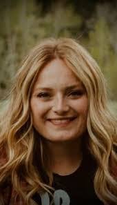 Mindi Brown's Instagram, Twitter & Facebook